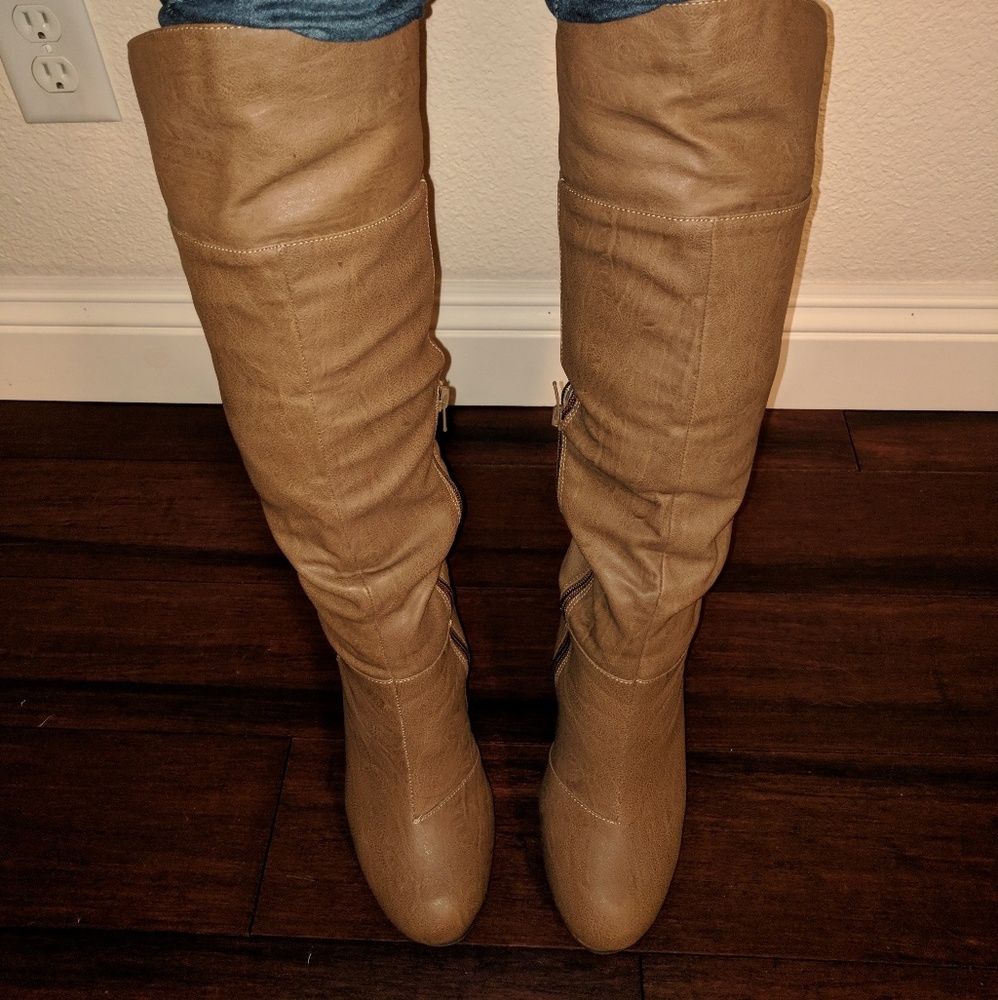 Knee-high Wedge Boots